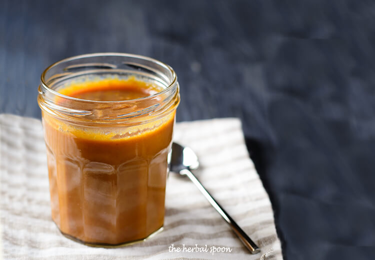 Honey sweetened caramel sauce - The Herbal Spoon