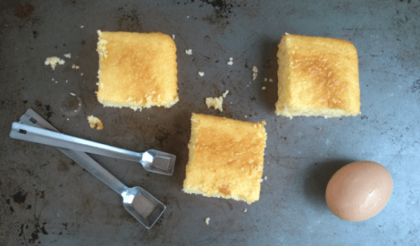 Gluten free buttermilk cornbread recipe - The Herbal Spoon