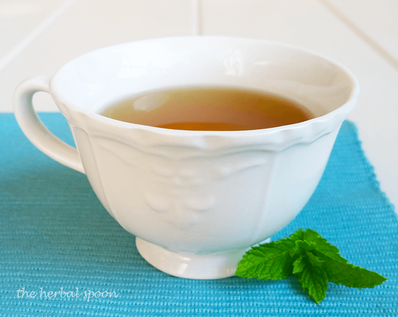 The best natural allergy remedies and how to ditch allergies for good! - The Herbal Spoon